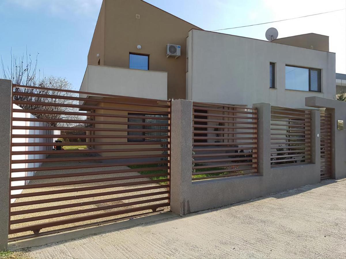 Sunny Family Vila Constanta Exterior photo